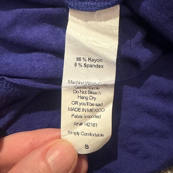 Great condition Lularoe Irma Size Small. - Picture 5 of 5